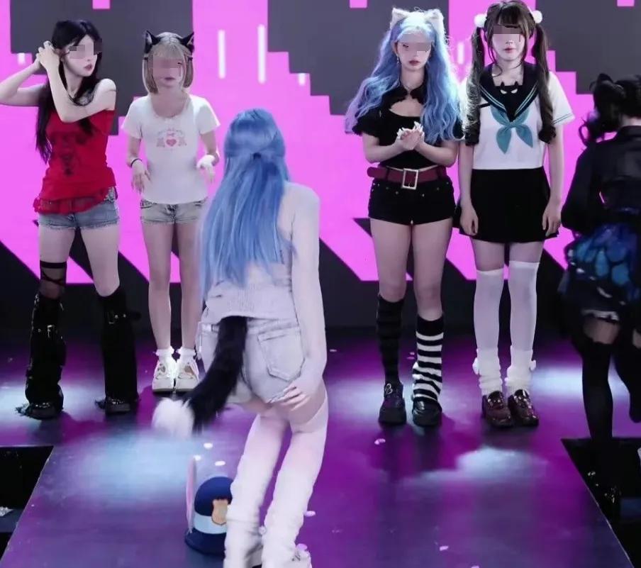 tiktok日本直播_年轻人团播热潮_抖音团播市场规模