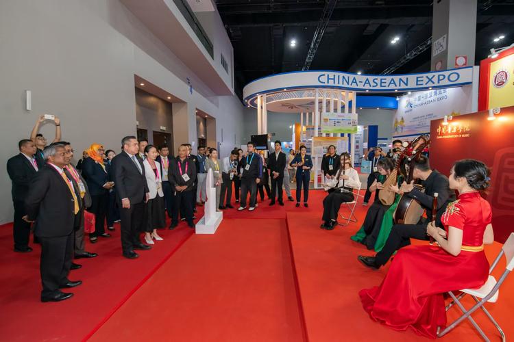 东博会马来西亚特色产品直播带货_中国—东盟博览会马来西亚产品直播购物活动_马来西亚直播ip